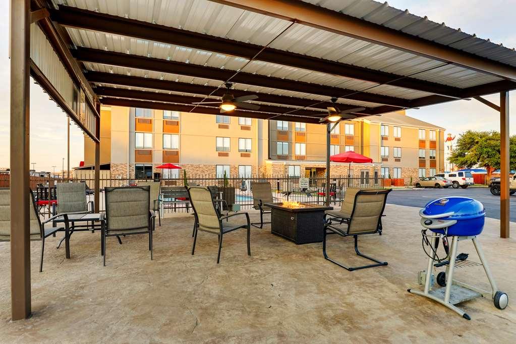 Best Western Plus Riata Hotel Brownwood Facilities photo